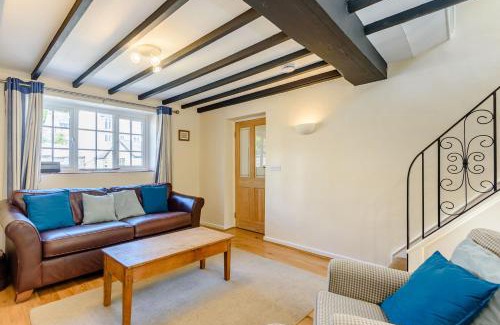 Aberdovey House | Kynaston Cottage
