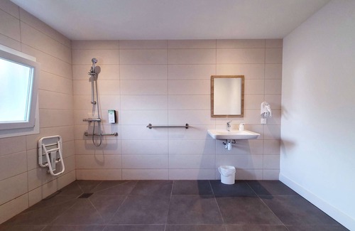 La Seyne-sur-Mer Hotel | KYRIAD DIRECT Toulon Ouest - La Seyne sur Mer
