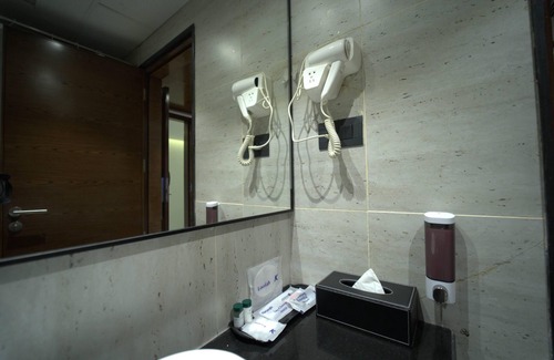Guntur Hotel | Kyriad Vajram Guntur