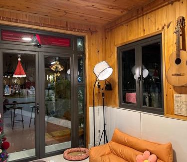 Da Lat Ski Chalet | Là Lá La Home