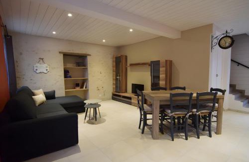 Huisseau-sur-Cosson House | L'Échappée Belle - Gite Châteaux