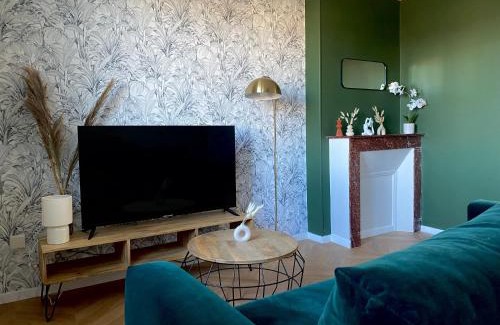 Perigueux Apartment | L'écrin vert - Wifi - Netflix - Climatisation - Parking Gratuit