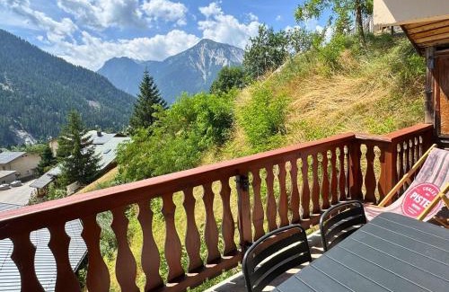 Champagny-en-Vanoise Apartment | L’Éterlou Au pied des pistes, vue montagne
