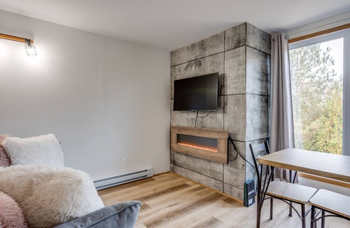 Mont-Tremblant Village Apartment | L'Étoile d'Andréa - Cozy condo in Tremblant