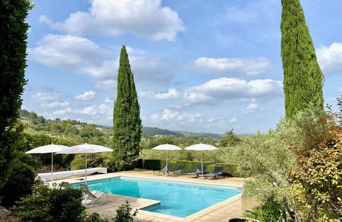 Cotignac Ski Chalet | L'Alérie, gorgeous bastide Provençale, charm and peaceful, private pool and tennis court