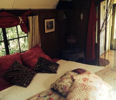 Plan-de-la-Tour Bed & Breakfast | L'Amandari - Chambres d'hôtes
