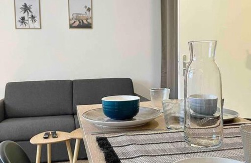Romans-sur-Isere Apartment | L'Amazonite - Romans