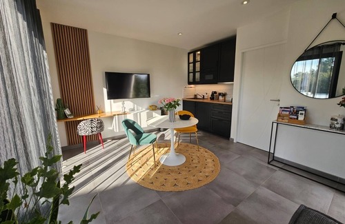 Merville Apartment | L'aparté D'eliette