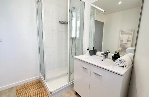 Mont-de-Marsan Apartment | L'AUTHENTIQUE - Moderne - Central