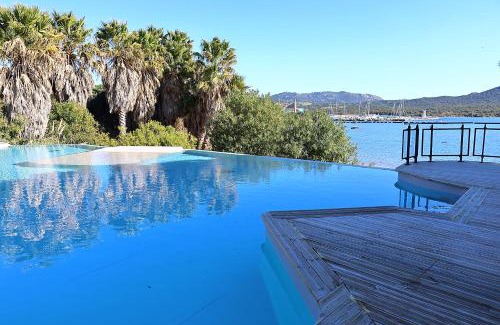 Pianotolli-Caldarello Apartment | L'Envol - T3 vue mer avec piscine et plage privée
