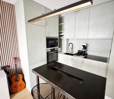 Clamart Apartment | L'Etoilé - 15mn from Montparnasse - Near Paris