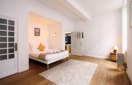 Bastide Saint-Louis Apartment | L'Hôtel Particulier, 120m2, Hypercentre, Wifi/ConciergerieDameCarcas