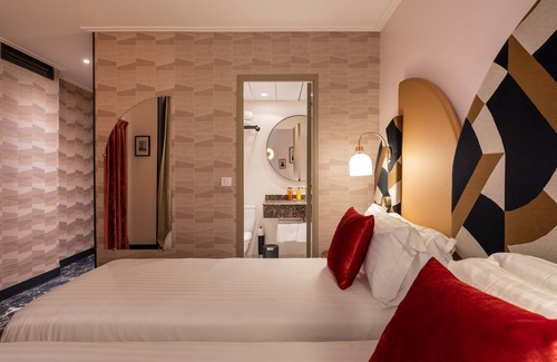 Notre-Dame-des-Champs Hotel | L'Hôtel Royal Saint Germain