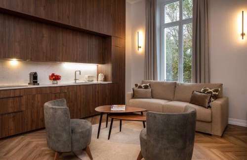 Montevrain Apartment | L'Horloge - Appart'Hotel proche de Disneyland