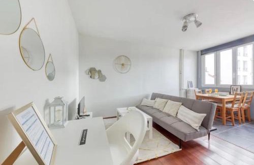 Vanves Apartment | L'idéal à 2 pas de Paris et du métro dhhimmo
