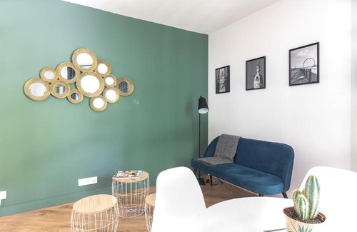 Dobree-Bon Port Apartment | L'Instant Nantais by Cocoonr