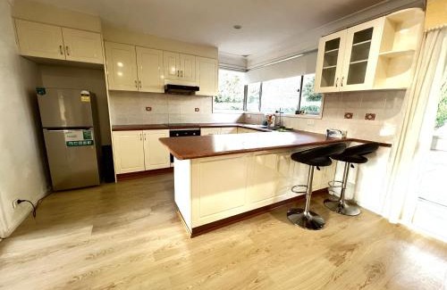 Baulkham Hills House | L Room