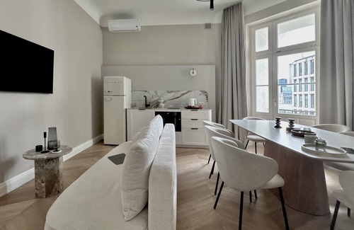 Srodmiescie Południowe Apartment | La Belle Epoque - LoftAffair Collection