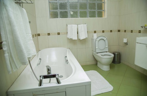Langata Hotel | La Belle Villa