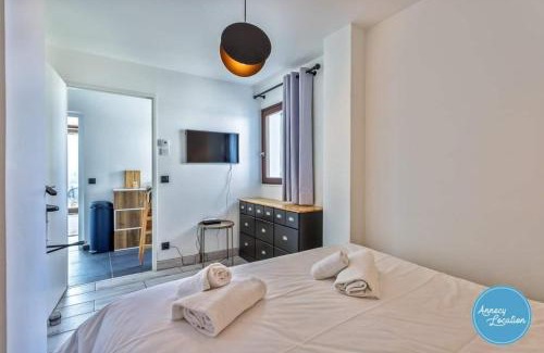 Talloires-Montmin Apartment | La Bergerie T2 With Lake And Mountains View