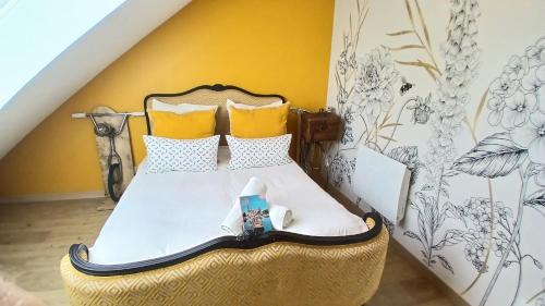 Chartres Bed & Breakfast | la bicyclette rouge by les étapes chartraines