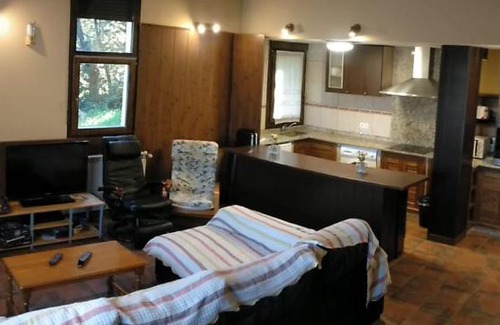 Peguerinos Ski Chalet | La Bodega de Peguerinos