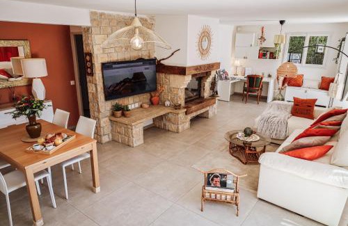 Istres House | La Bohème - VILLA PAULA