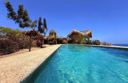 Punta Sal House | La Cabaña de Iza