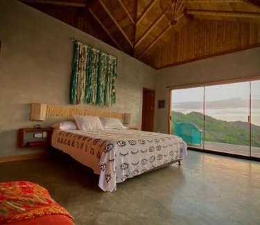 Punta Sal House | La Cabaña de Iza