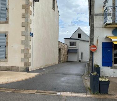Concarneau Apartment | La cale du bord de mer