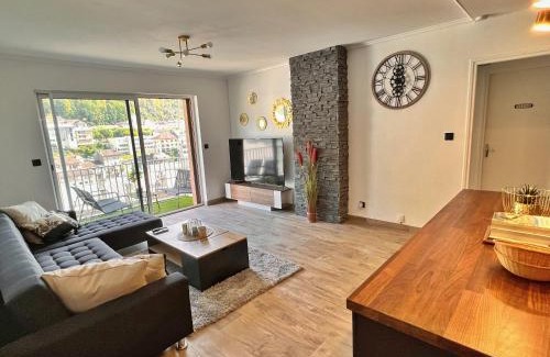 Saint-Claude Apartment | La Capucine - Lumineux avec balcon et parking
