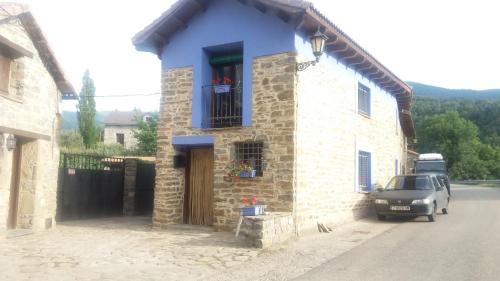 Yosa de Sobremonte House | La Casa Azul