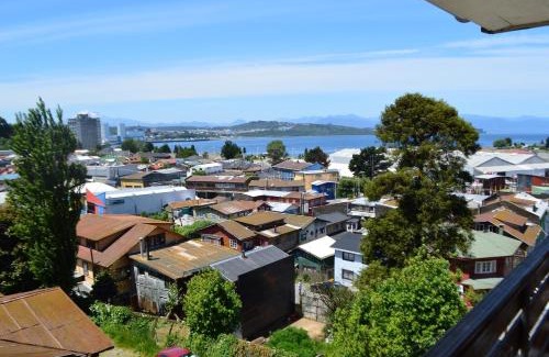 Puerto Montt Bed & Breakfast | La Casa Colores