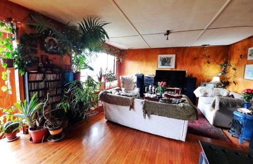 Puerto Montt Bed & Breakfast | La Casa Colores