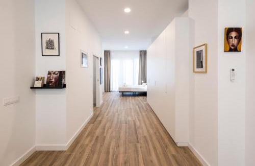 La Petxina Apartment | La casa de la pintora by Concept Flats