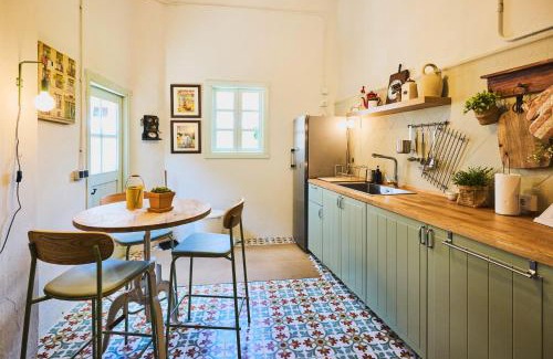 Brion House | La Casa De Los Barbazanes