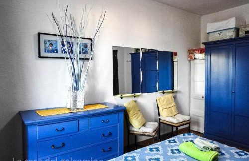 La Maddalena House | La Casa Degli Specchi-villetta con due giardini