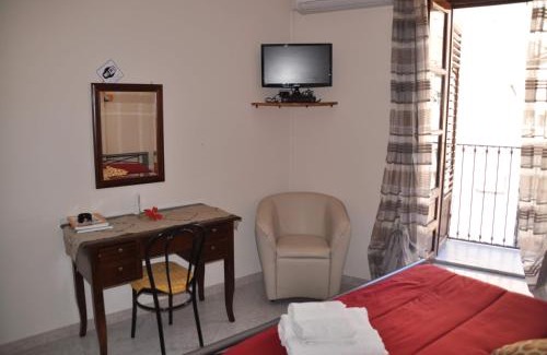 Caccamo House | La casa del custode