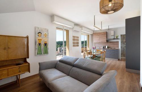 Arona Apartment | La casa del Riccio