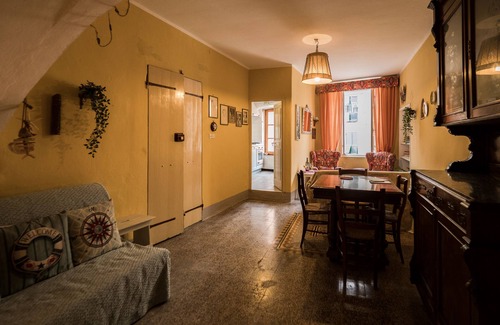 Vernazza Apartment | La Casa di Eio