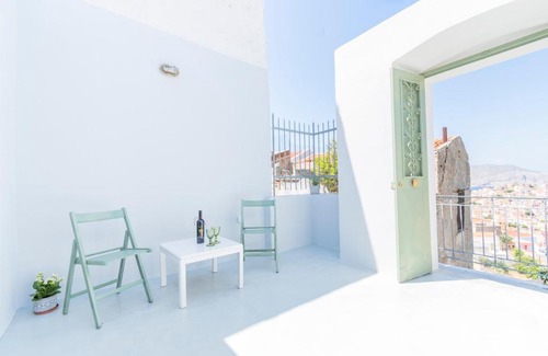 Symi House | LA CASA DI MARCONI