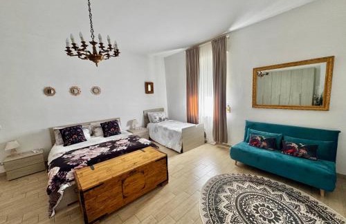 Quartieri Spagnoli Apartment | La casa di Sarah aspetta voi
