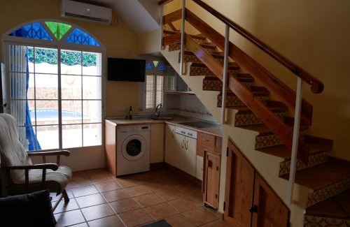 Ubeda House | La Casilla: casa con piscina en centro histórico