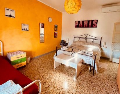 Livorno Apartment | La Casina di Isola