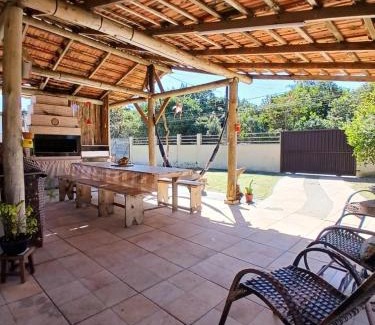 Meia Praia House | La Casita Casa Familiar Hospedagem e Camping Urbano