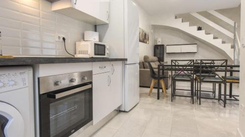 Province of Toledo Apartment | La casita del caracol by Toledo AP