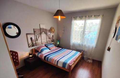 Gujan-Mestras Apartment | La chambre Soleil
