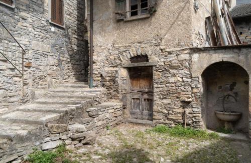 Laglio House | La corte antica di Laglio
