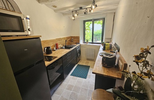 Beaumont-Pied-de-Boeuf House | La Crocherie : Gîte des Elfes