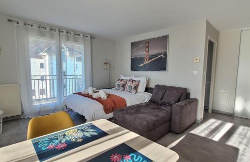 Magny-le-Hongre Apartment | La Dolce Vita *Disney*Paris*Balcon*